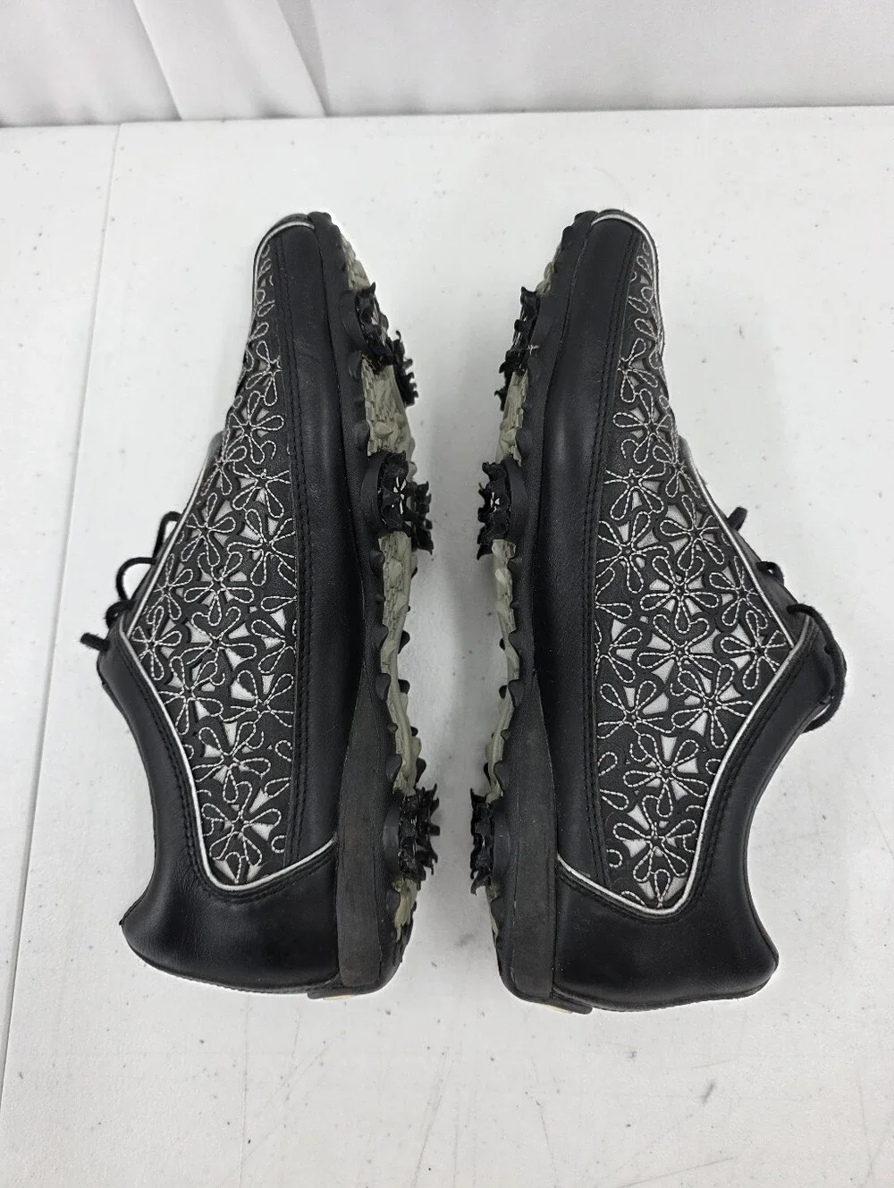FootJoy Lopro Golf Shoes Womens 7.5M Black Leather Floral Cutout Softspikes Read